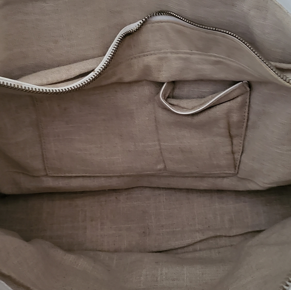 Sondra Roberts Leather Tote Purse - Picture 5 of 14